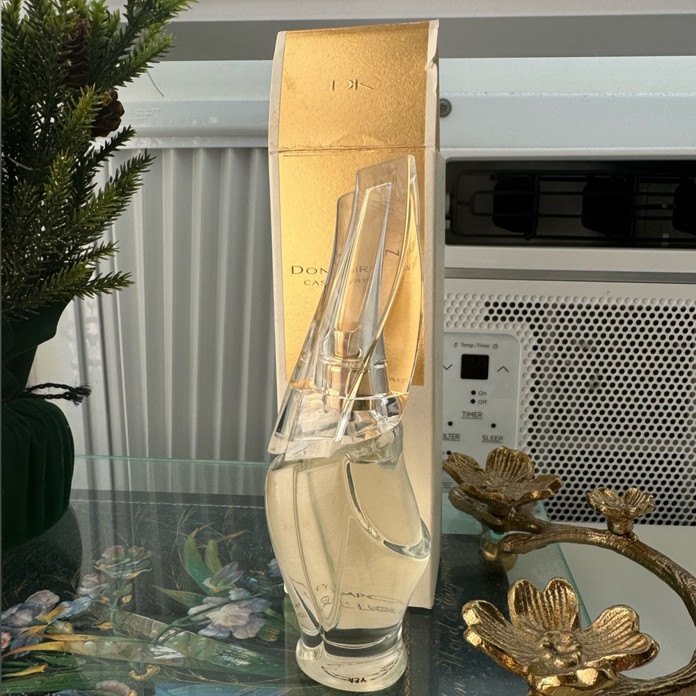 Donna Karan Cashmere Eau de Parfume Spray 1 oz